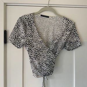 Brandy Melville - Wrap Cow Print T